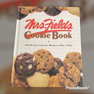 Vintage 1992 Mrs. Fields Cookie Book